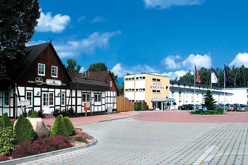 Aussenansicht MORADA Hotel Isetal